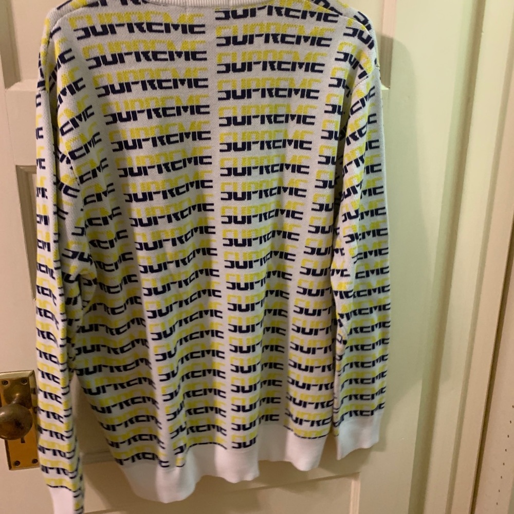Repeat sweater - Picture 2 of 7